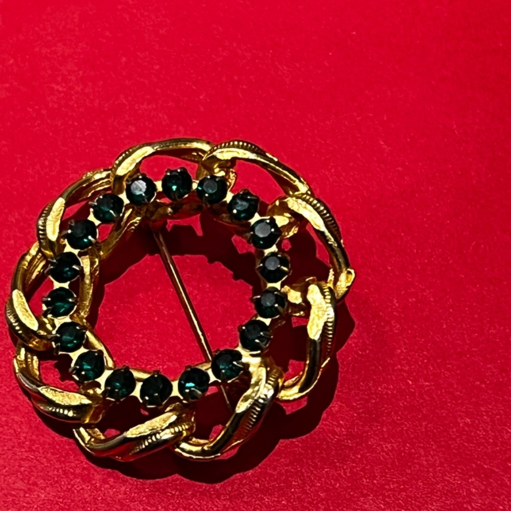 Vintage Brooch - Picture 2 of 3